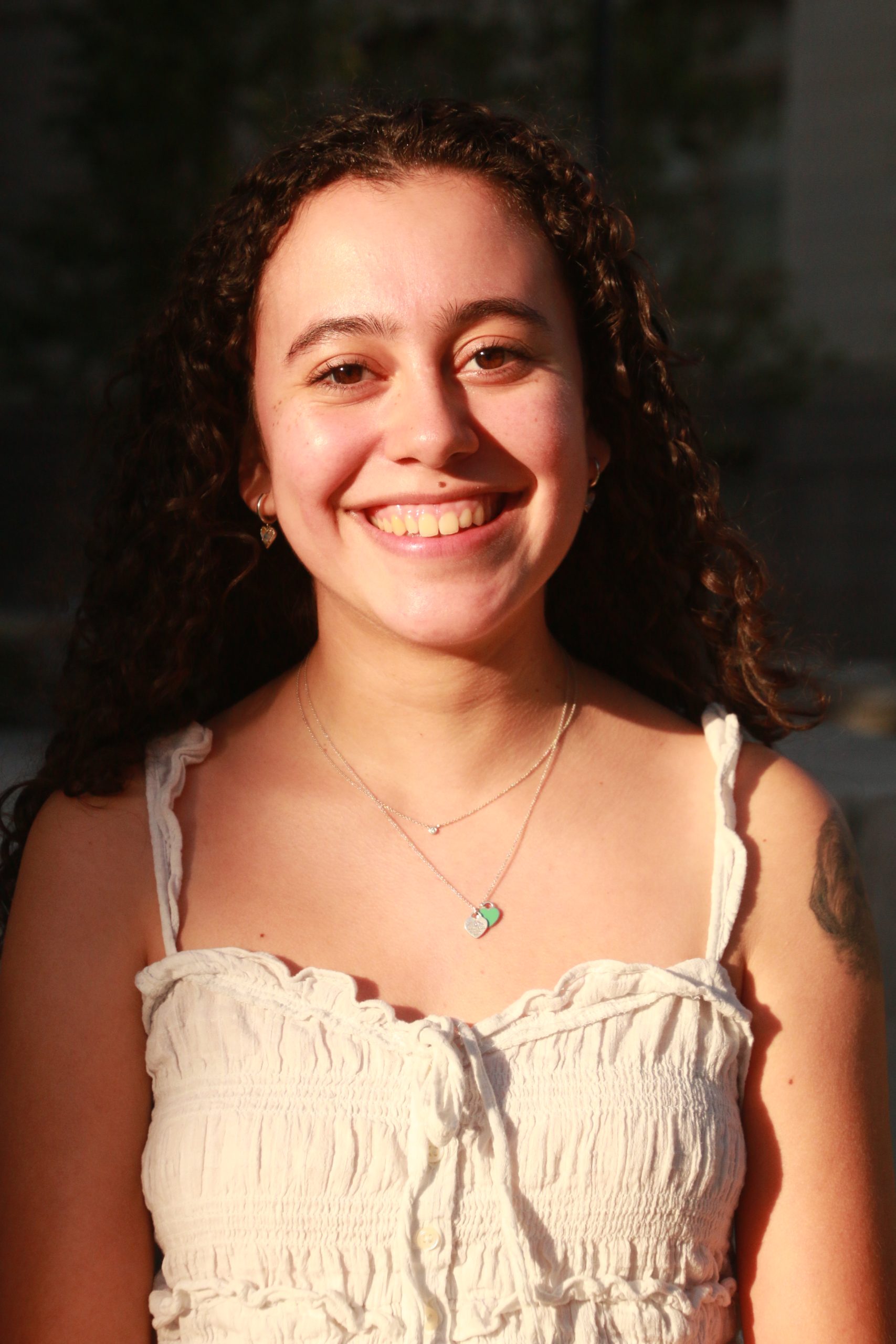 Adriana Rivas : Social Media Director